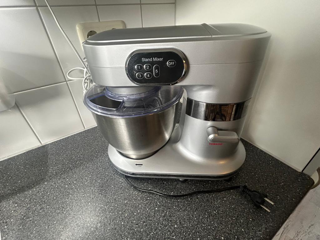 Keukenmachine Tomado, Witgoed en Apparatuur, Keukenmixers, 4 liter of meer, 3 snelheden of meer, Ophalen of Verzenden, Zo goed als nieuw