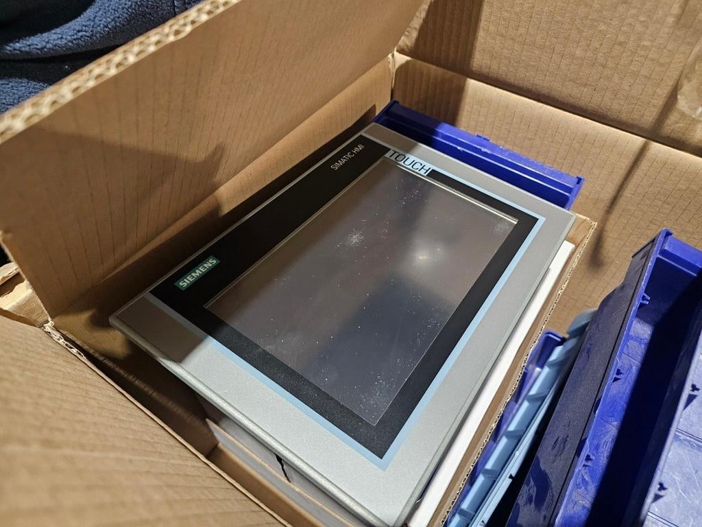 Siemens HMI TP-900 Comfort 2x, Ophalen of Verzenden, Zo goed als nieuw