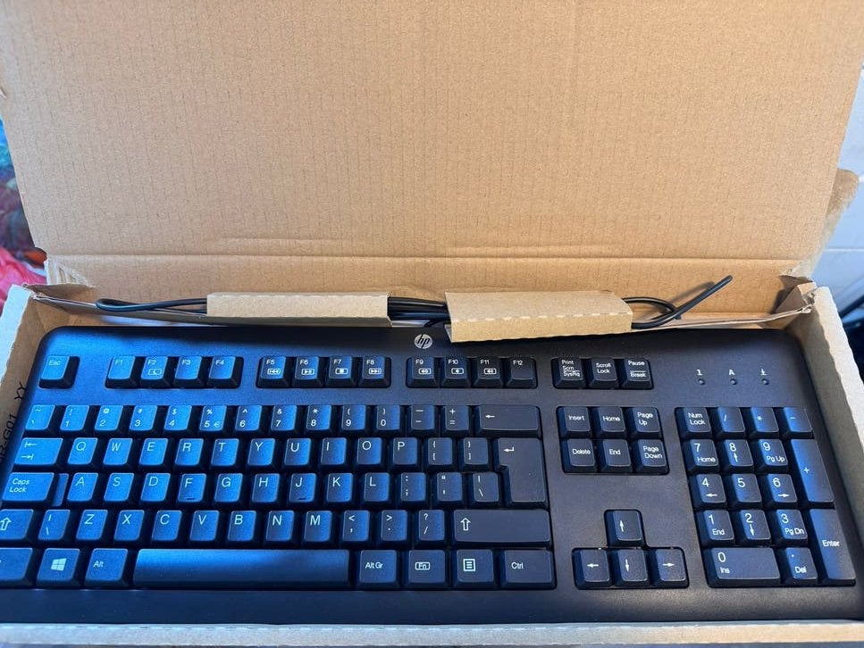 HP USB Toetsenbord - Nieuw in doos, Computers en Software, Nieuw, Ophalen of Verzenden, Qwerty, Numeriek gedeelte