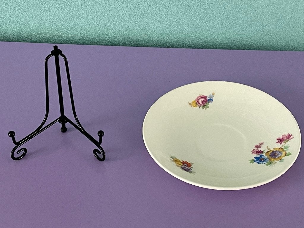 Mooi zwart gelakte metalen schoteltjes standaard., Verzenden