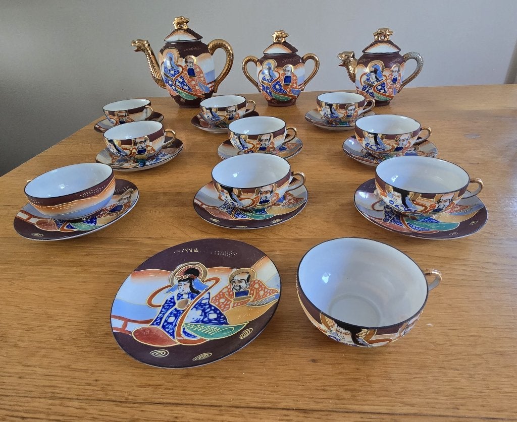 Antiek Japans Satsuma theeservies met drakenhandvatten, Ophalen of Verzenden