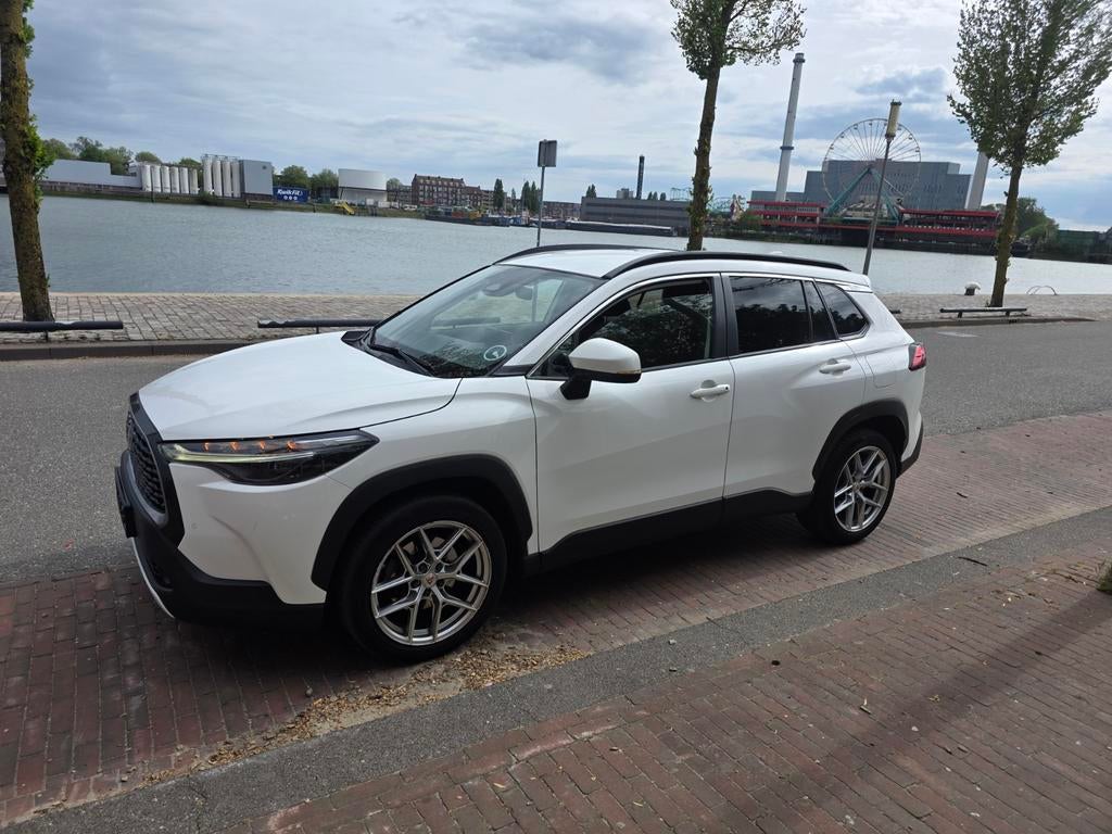 Toyota Corolla Cross 2.0 145KW 4WD CVT 2022 Wit, Automaat, 4 cilinders, Leder en Stof, Wit