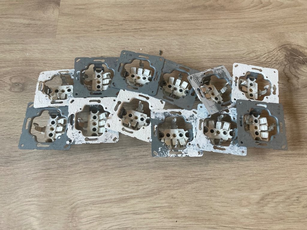 Jung stopcontacten (M2.5), Ophalen of Verzenden, Gebruikt, Jung, Stopcontact