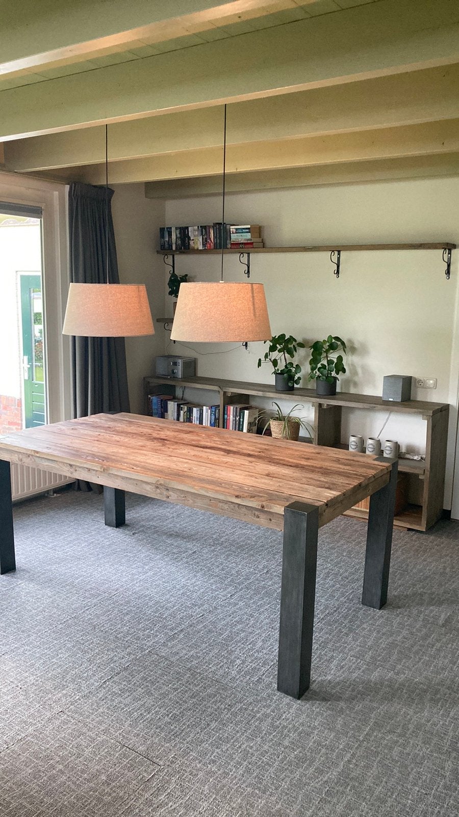 Tafel + kast. + boekenplank - hetzelfde hout, Ophalen, Zo goed als nieuw, Rechthoekig, 50 tot 100 cm