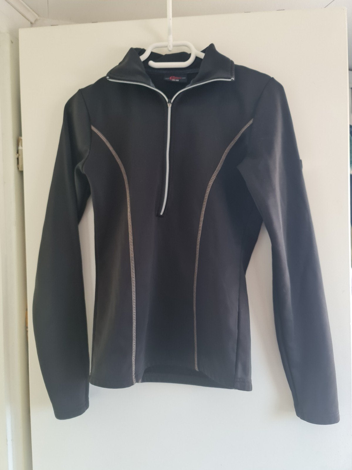 Bruin fleece trainingsshirt Covalliero XS (34), Dieren en Toebehoren, Paardrijkleding, Ritssluiting, Ophalen of Verzenden, Zo goed als nieuw
