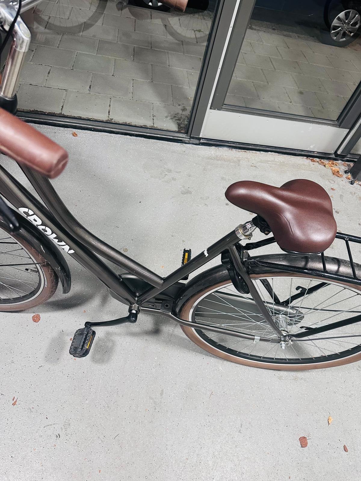Crown damesfiets, Fietsen en Brommers, Ophalen, Zo goed als nieuw