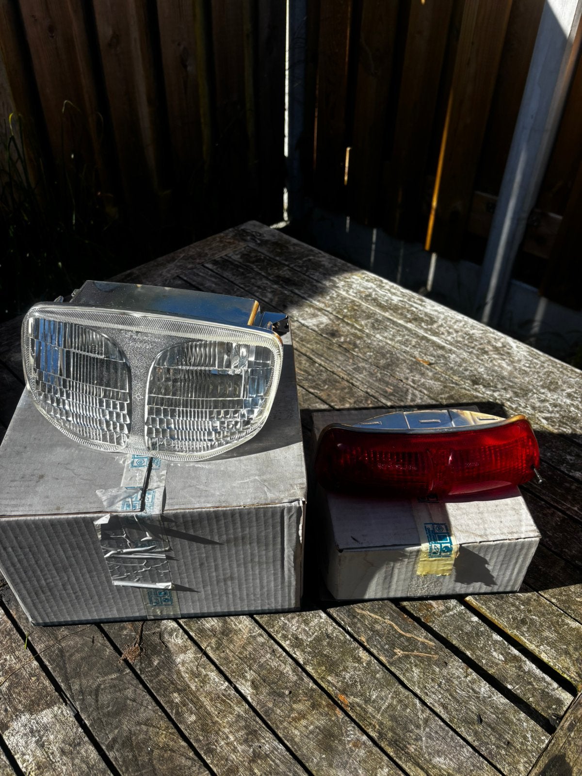 Piaggio typhoon koplamp en achterlicht nos nieuw, Ophalen of Verzenden