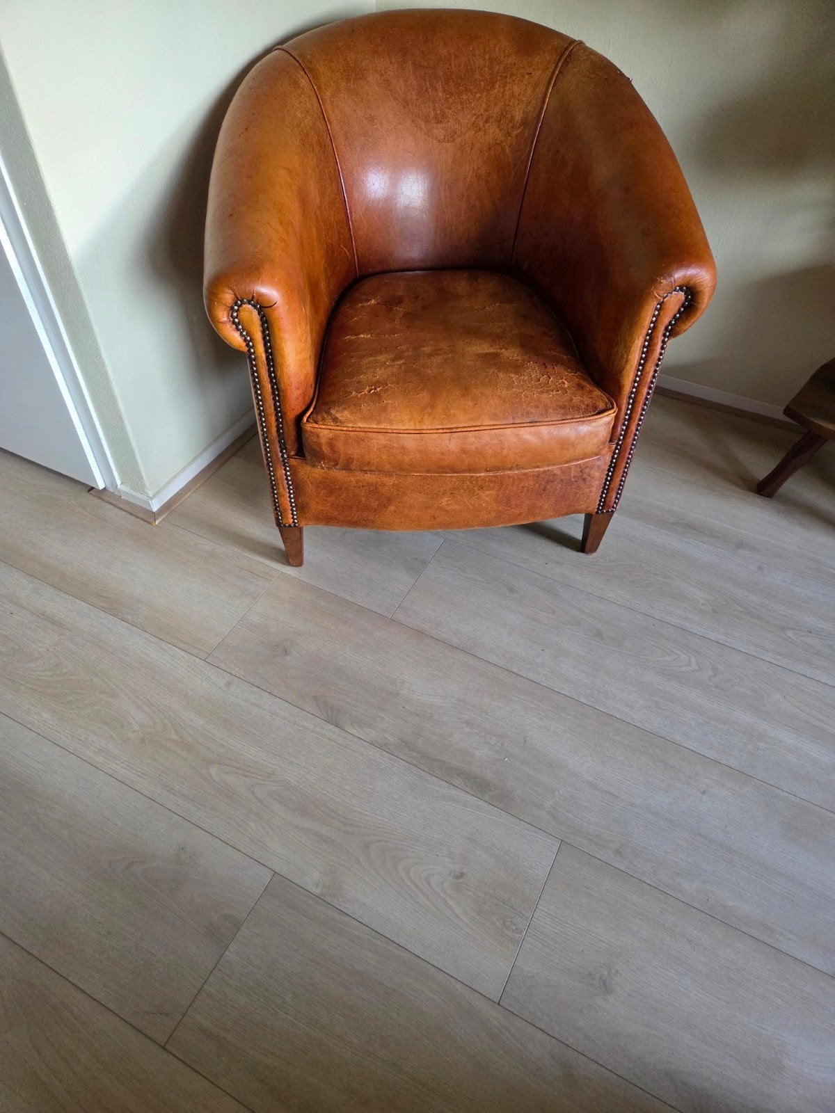 schapenleren stoel  met gebruik sporen, Ophalen, Gebruikt, 50 tot 75 cm, Leer