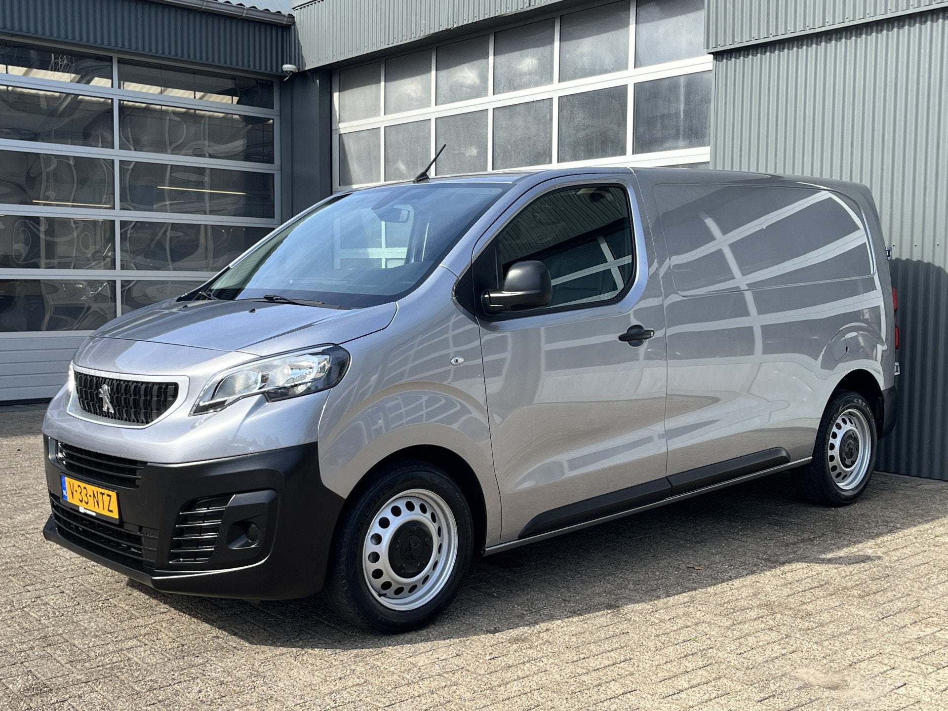 Peugeot Expert 1.5 BlueHDI Marge BTW en BPM vrij! Airco Crui, Auto's, Gebruikt, 4 cilinders, Leder en Stof, Bedrijf