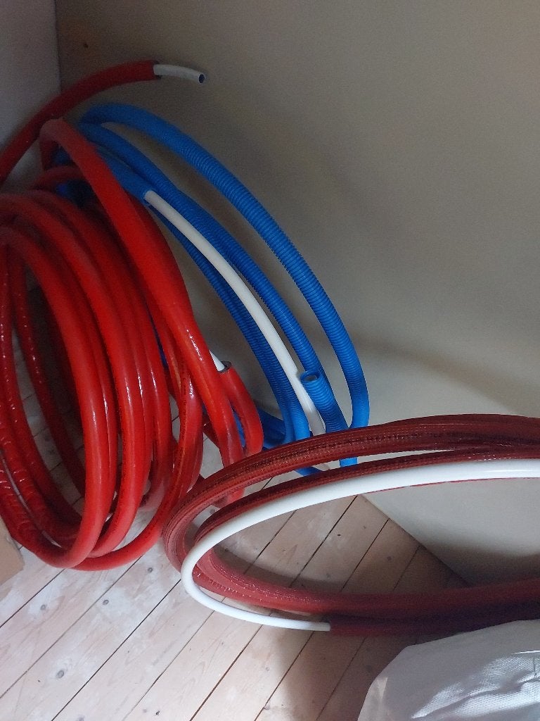 Uponor verschillende maten en soorten T.E.A.B, Ophalen, 6 meter of meer, Overige typen, 20 tot 40 mm