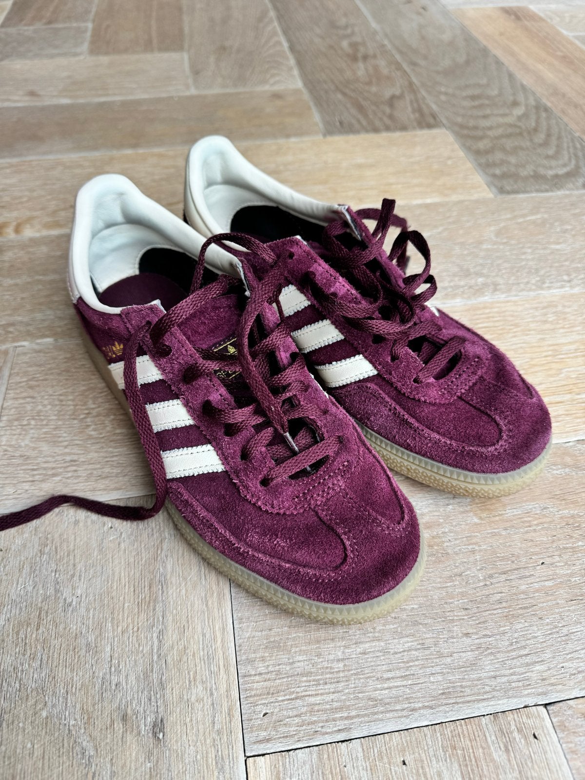 Adidas Gazelle bordeaux rood maat 37 1/3, Ophalen of Verzenden, Gedragen, Rood, Sneakers of Gympen