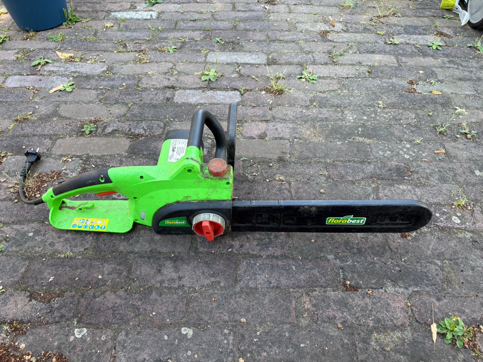 Kettingzaag op stroom, Ophalen, Gebruikt