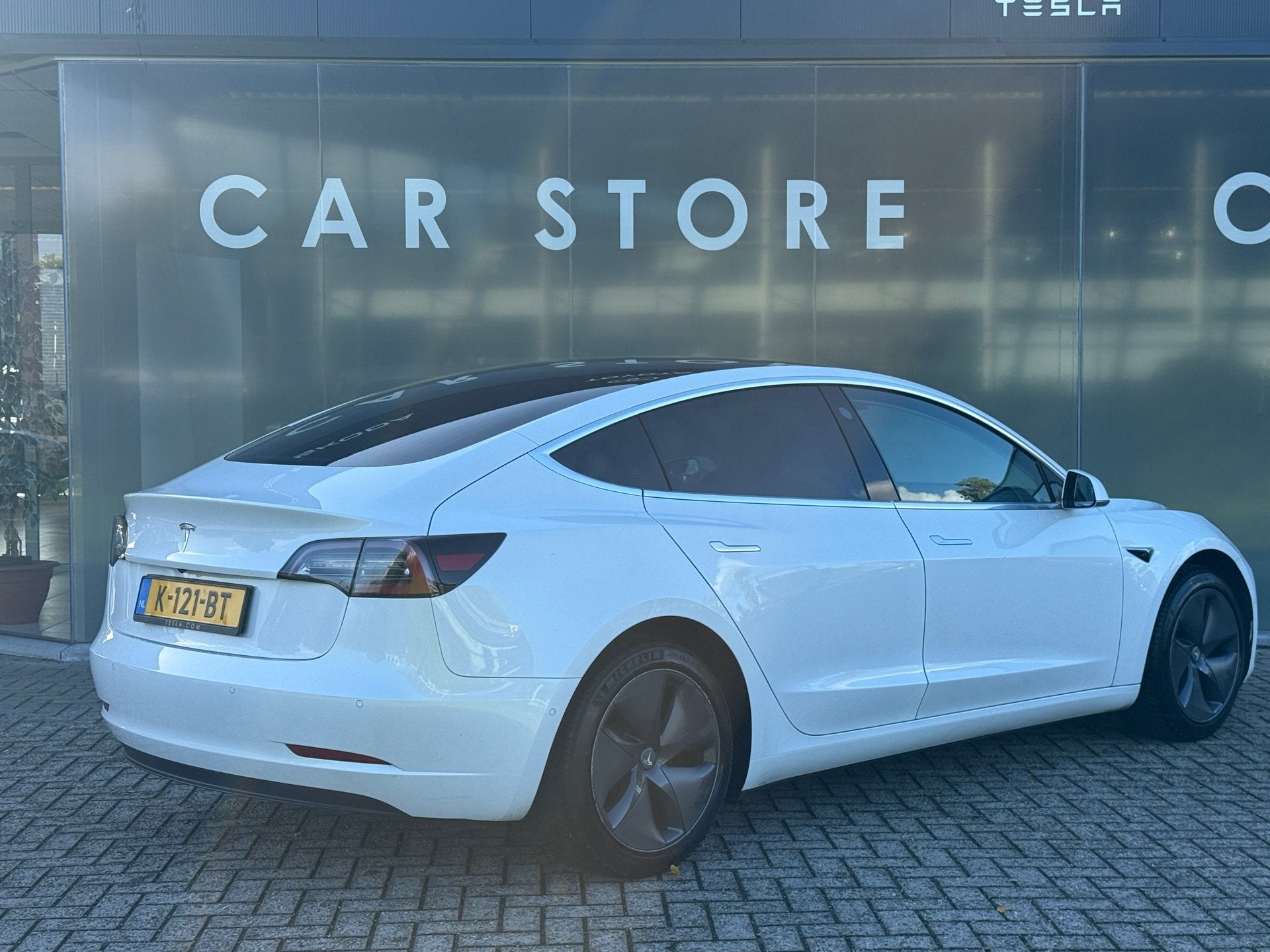 Tesla Model 3 Standard RWD Plus 60 kWh 93% SOH LFP ACCU, Auto's, Automaat, Achterwielaandrijving, Gebruikt, Zwart