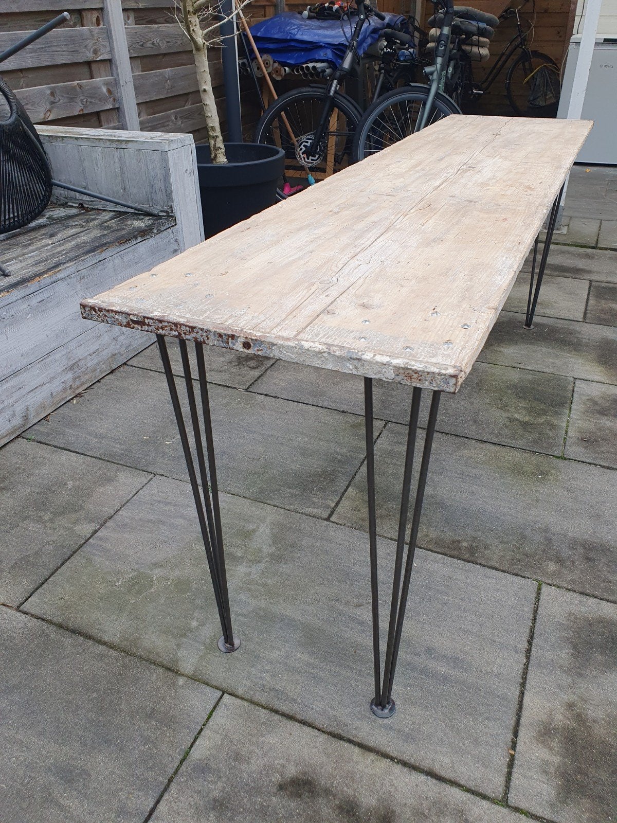 Robuuste houten sidetable met hairpin poten, Gebruikt, 200 cm of meer, Minder dan 25 cm, Industrieel, Rustiek, Vintage