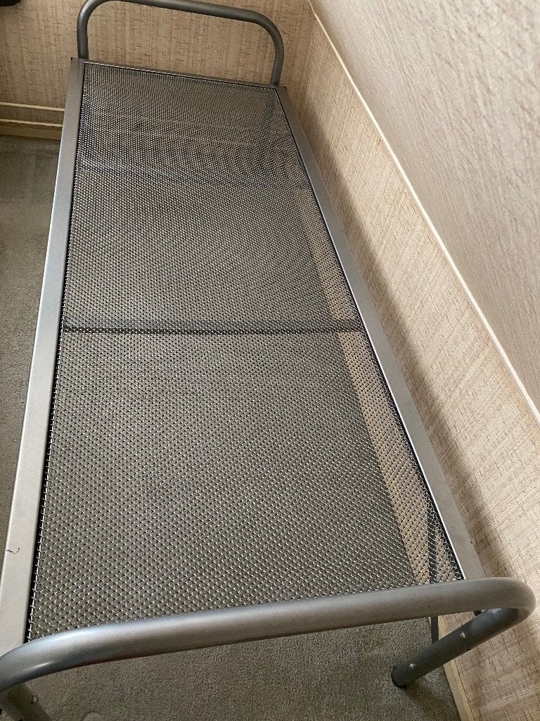 1 Onderschuifbed compleet 80 x 200 cm., Huis en Inrichting, Slaapkamer | Bedden, Ophalen, Eenpersoons, Zo goed als nieuw, 80 cm