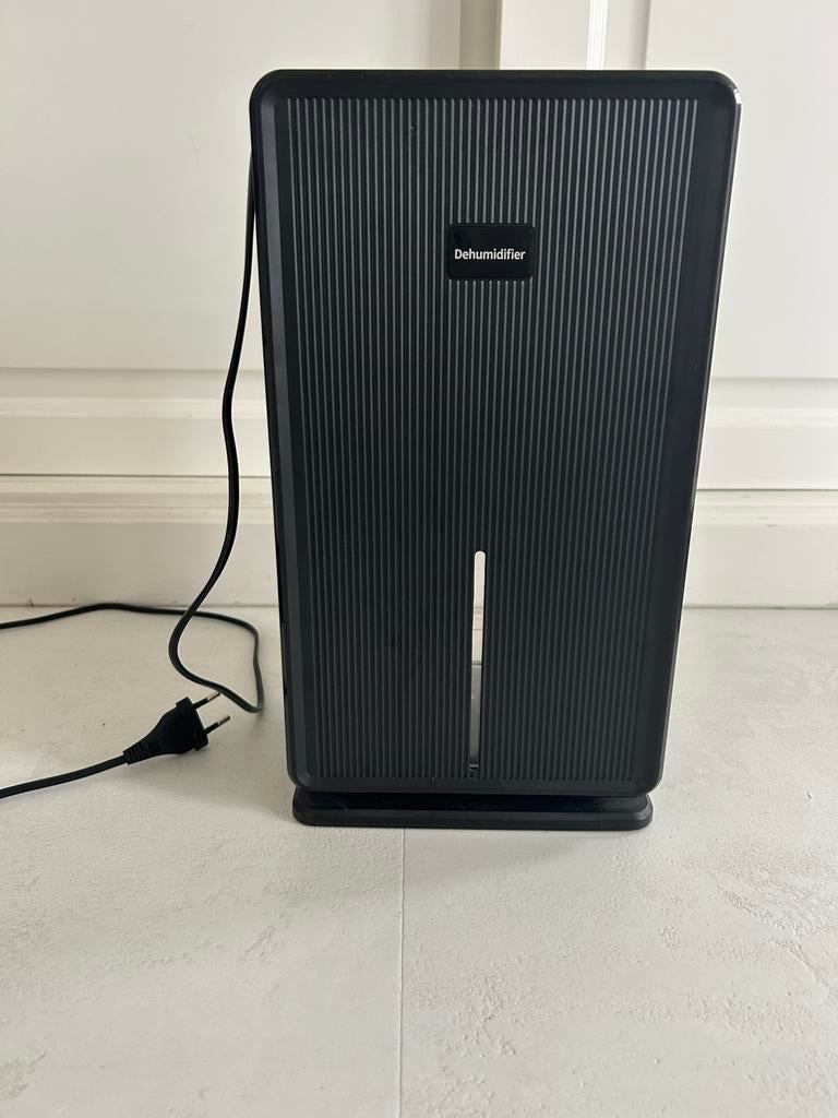Dehumidifier 2 ltr, Witgoed en Apparatuur, Ophalen, Zo goed als nieuw, Luchtreiniger