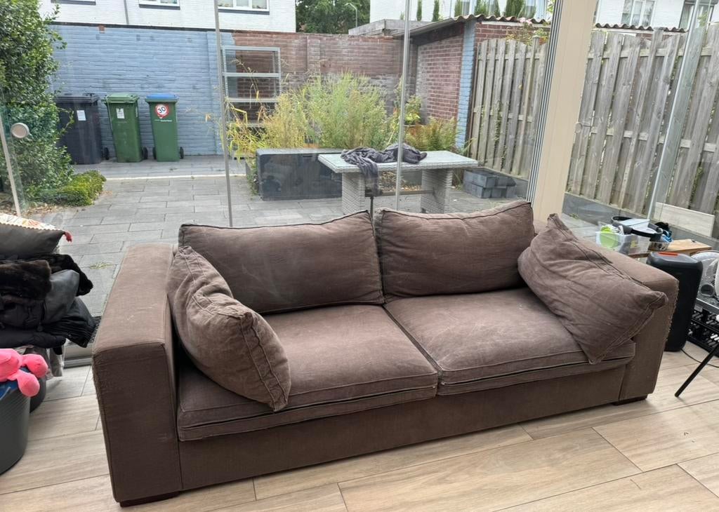 !!!GRATIS!!! BRUINE BANK Z.S.M. ophalen, Huis en Inrichting, Banken | Bankstellen, Ophalen, Gebruikt, Tweepersoons, 75 tot 100 cm