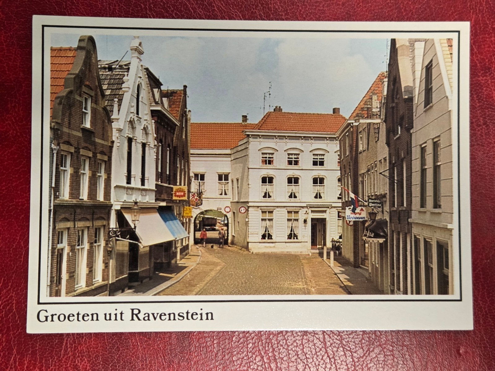 Ravenstein bij Herpen Marktstraat met Stadspoort, Verzamelen, Ansichtkaarten | Nederland, Verzenden, 1960 tot 1980