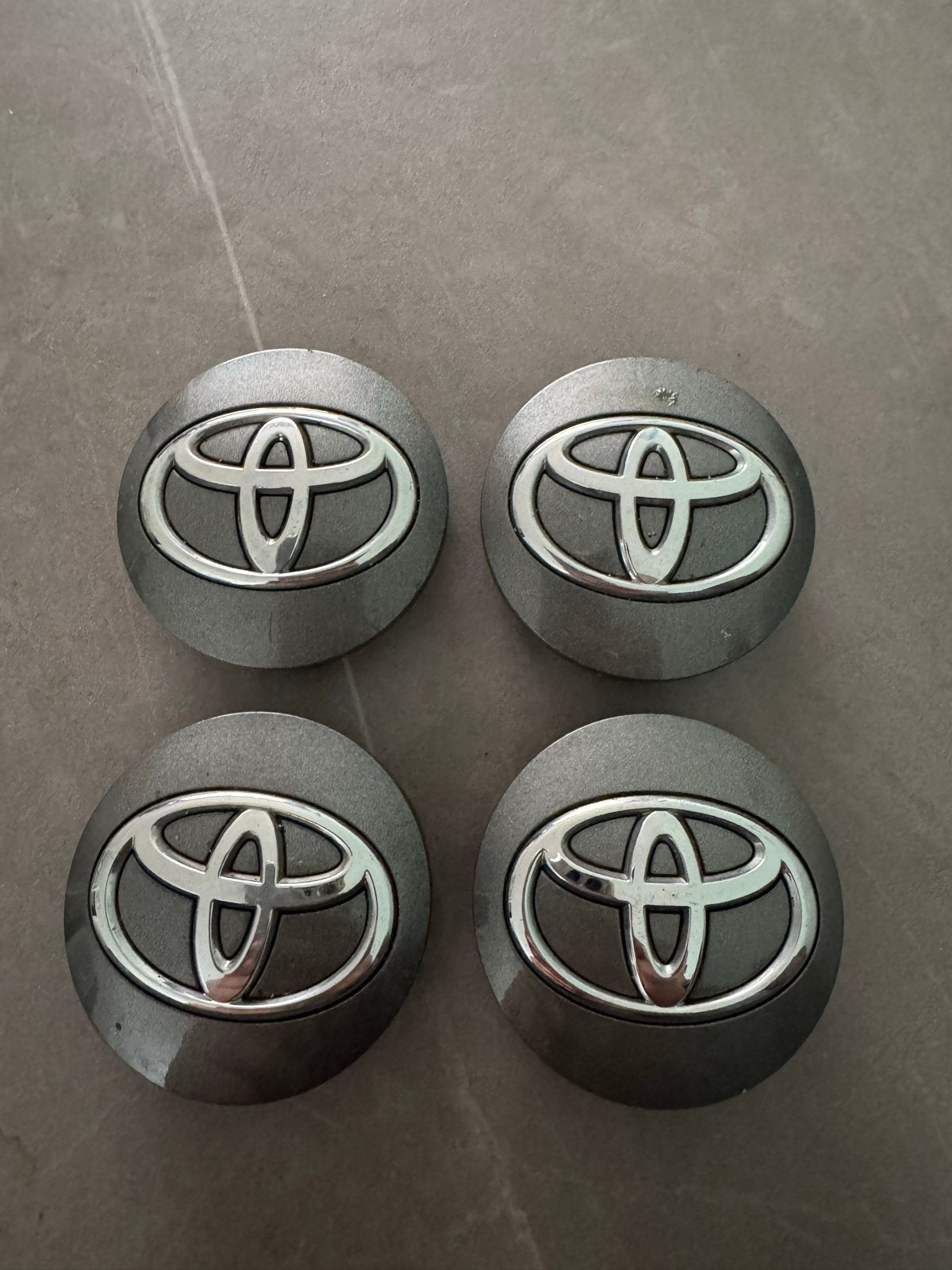 4x Toyota wieldop/wielnaafdop 57mm origineel!, Auto diversen, Ophalen, Gebruikt