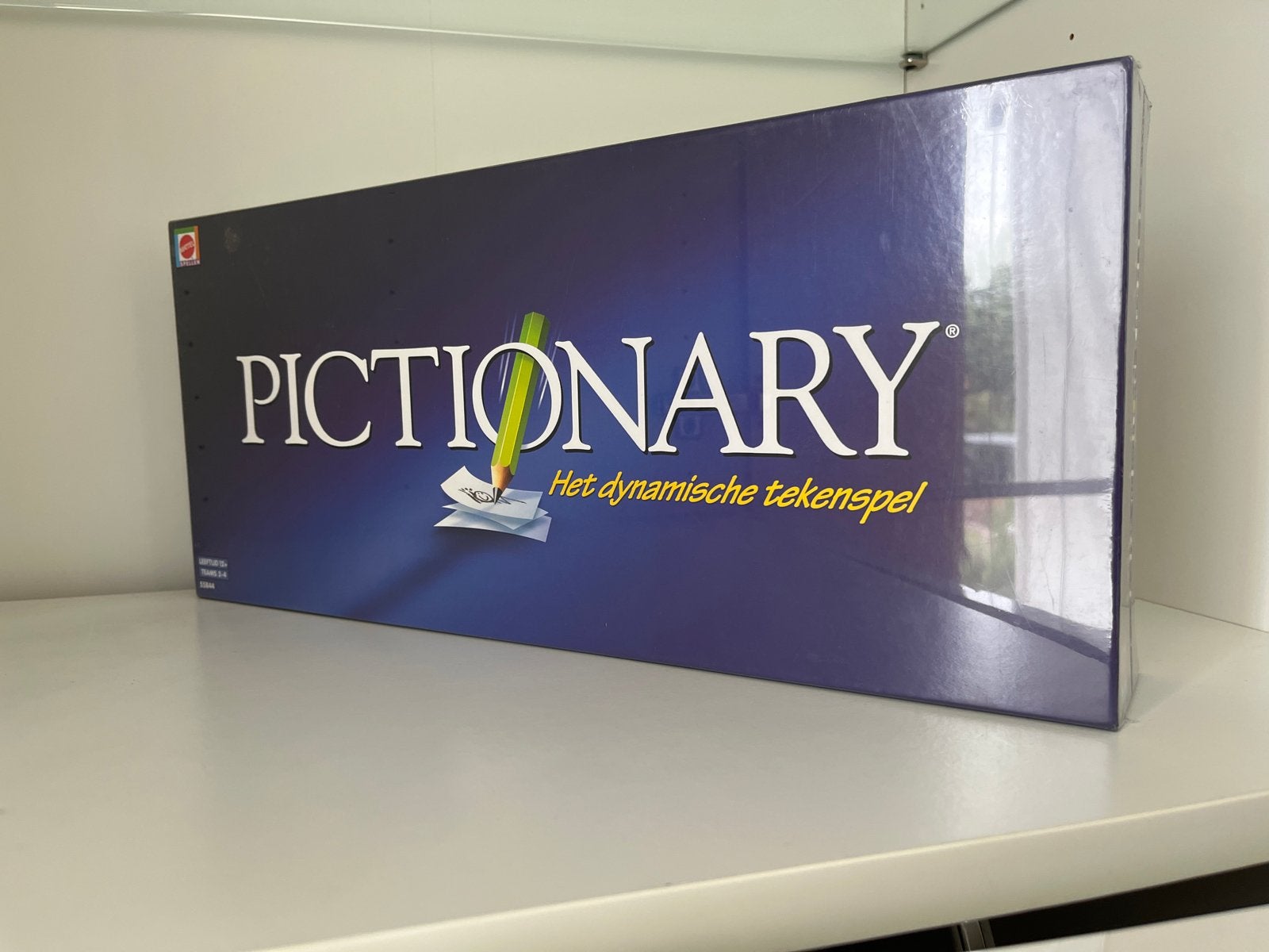 Pictionary - Het dynamische tekenspel (Nieuw), Drie of vier spelers, Ophalen of Verzenden, Nieuw