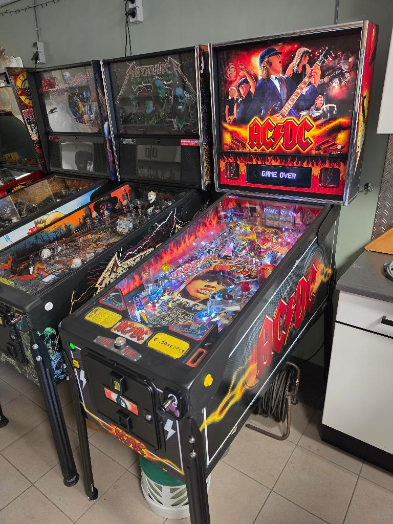 AC/DC pro, Verzamelen, Automaten | Flipperkasten, Zo goed als nieuw, Dot-matrix, Flipperkast, Stern, Ophalen
