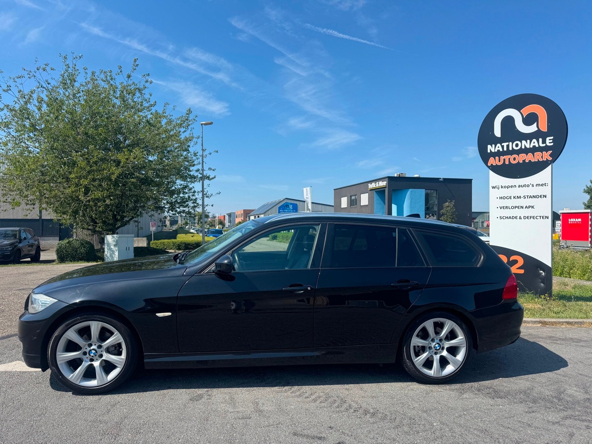 BMW 3-serie Touring | 2013 | 318i Corporate Lease Luxury Lin, Euro 5, 4 cilinders, Parkeersensor, Zwart