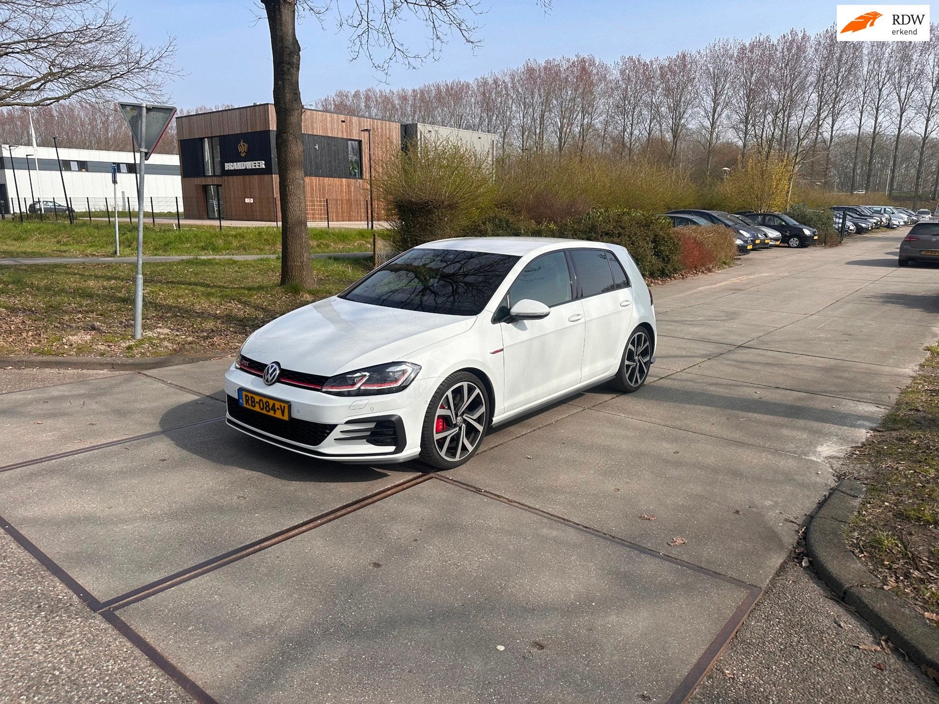 Volkswagen Golf 2.0 TSI GTI Performance Business VIRTUAL.CAM, Gebruikt, Euro 6, 4 cilinders, 1984 cc