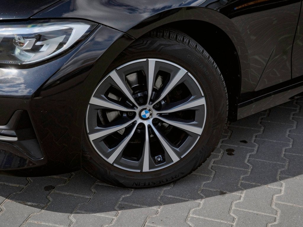 BMW 3-serie Touring 318d High Executive | PANO | LEDER |, Auto's, BMW, Achterwielaandrijving, 4 cilinders, 150 pk, Zwart