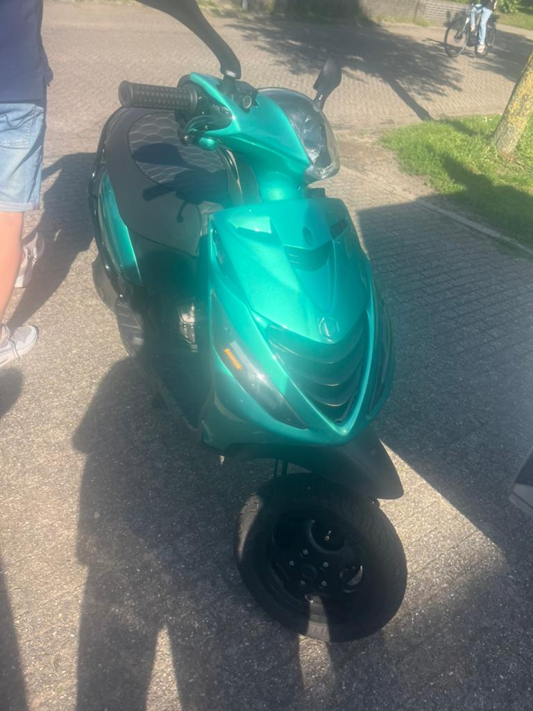 Zip 70cc 2t sp orgi h2o/lc c25 custom (OOK TERUIL), Fietsen en Brommers, Scooters | Piaggio, Ophalen of Verzenden, Zo goed als nieuw