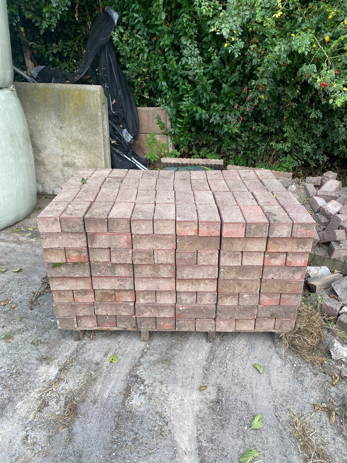 Rode straat stenen klinkers 45m2, Tuin en Terras, Ophalen, Gebruikt, Klinkers, 10 m² of meer
