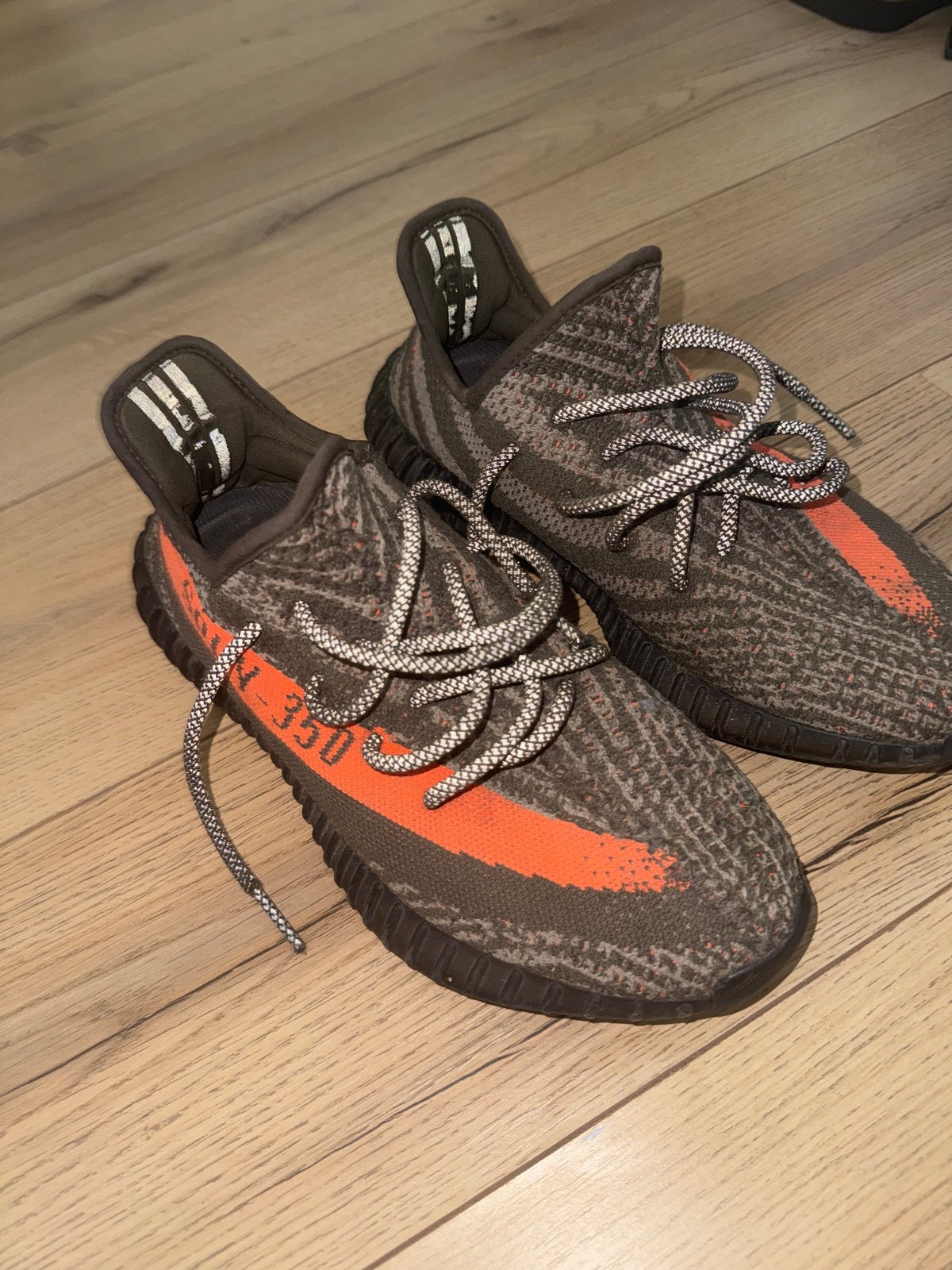 Adidas Yeezy Boost 350 V2 Beluga 2.0 - Maat 42, Ophalen of Verzenden, Gedragen, Overige kleuren, Sneakers of Gympen