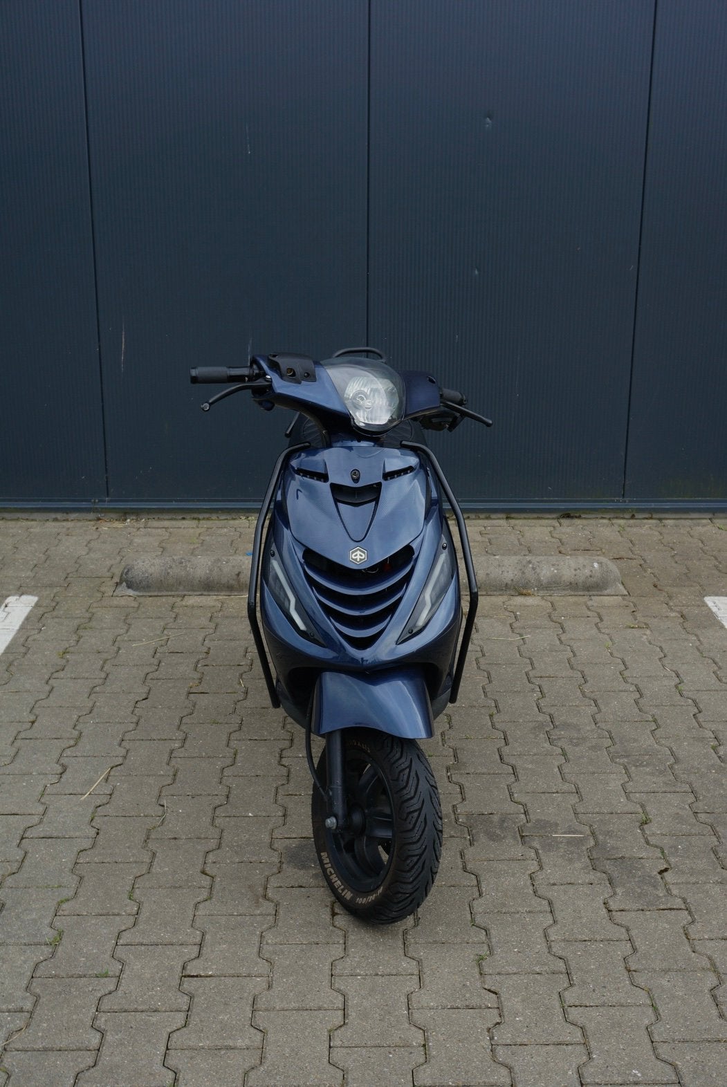 Piaggio Zip 4 takt 50cc, Fietsen en Brommers, Scooters | Piaggio, Zo goed als nieuw, Zip, Maximaal 45 km/u, Benzine, Ophalen of Verzenden