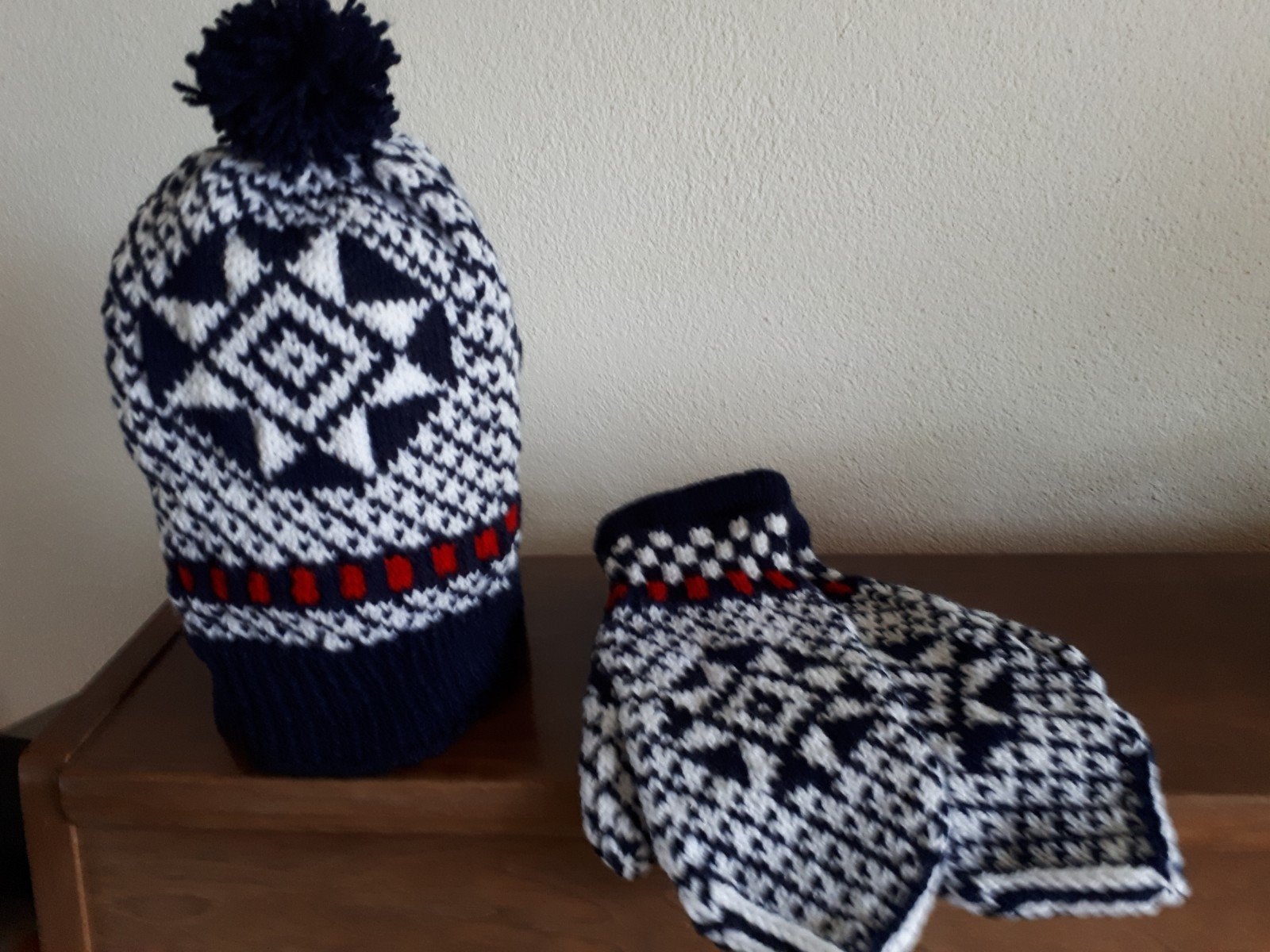 handgebreide muts en wanten in Grolsch patroonn, Ophalen, Nieuw, Jongen of Meisje, Handschoenen