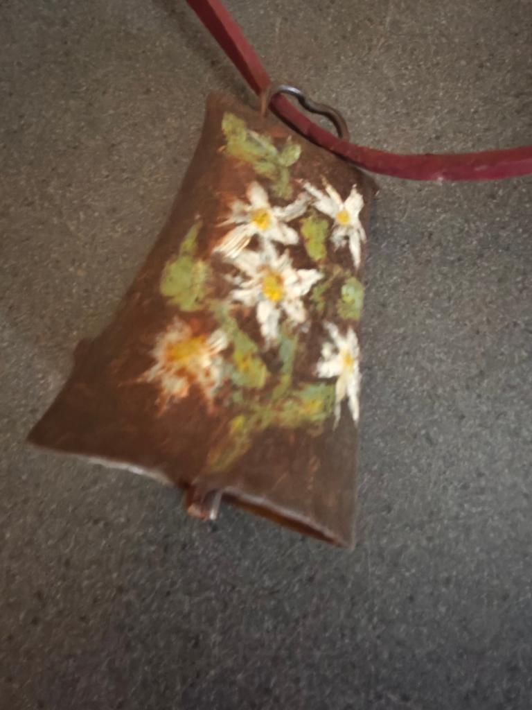 Leuke oude Oostenrijks koeien belletje koper 10 cm, Ophalen of Verzenden