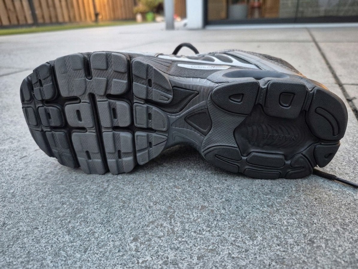 Nike Air Max Moto 2K - Nieuwstaat, Kleding | Heren, Schoenen, Ophalen of Verzenden, Nieuw, Nike