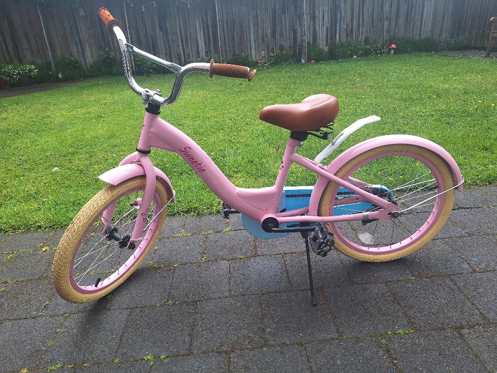 Meisjesfiets 18 inch, Fietsen en Brommers, Ophalen, Terugtraprem, Zo goed als nieuw, 16 tot 20 inch