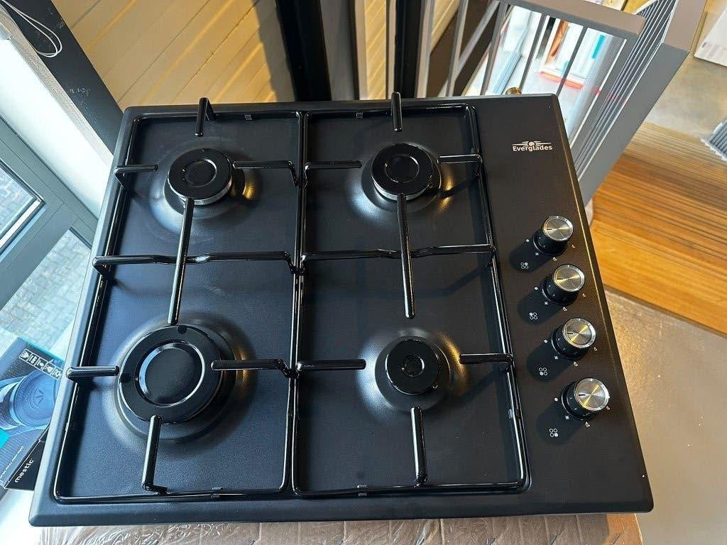 Nieuwe Everglades vrijstaande gaskookplaat 60 cm zwart, Giessen, Everglades, Nieuw, Info@elbeka.nl