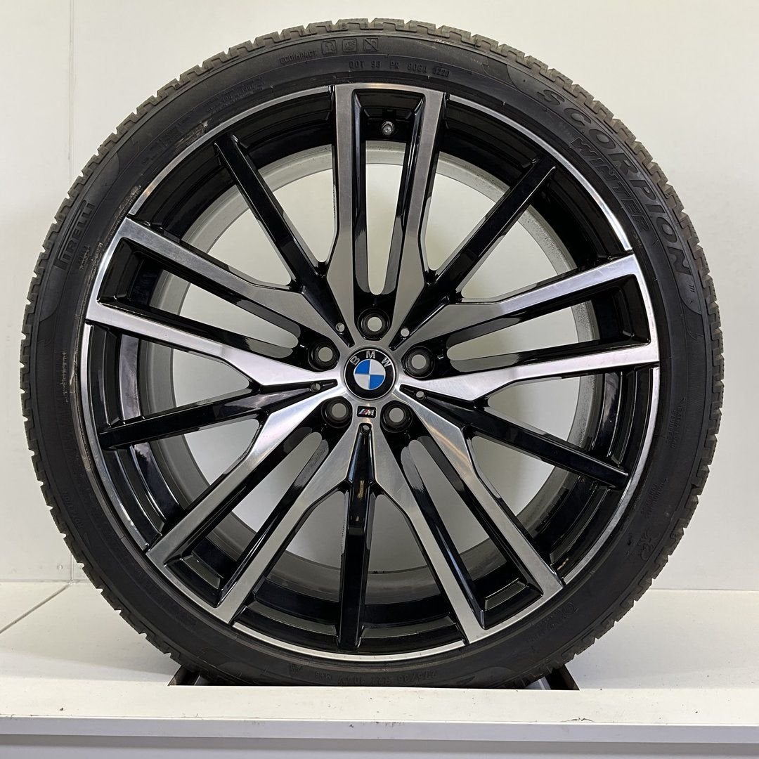 BMW X5 G05 X6 G06 BREEDSET VELGEN + WINTERBANDEN 22 INCH ORI, Gebruikt, -, 275 mm, -