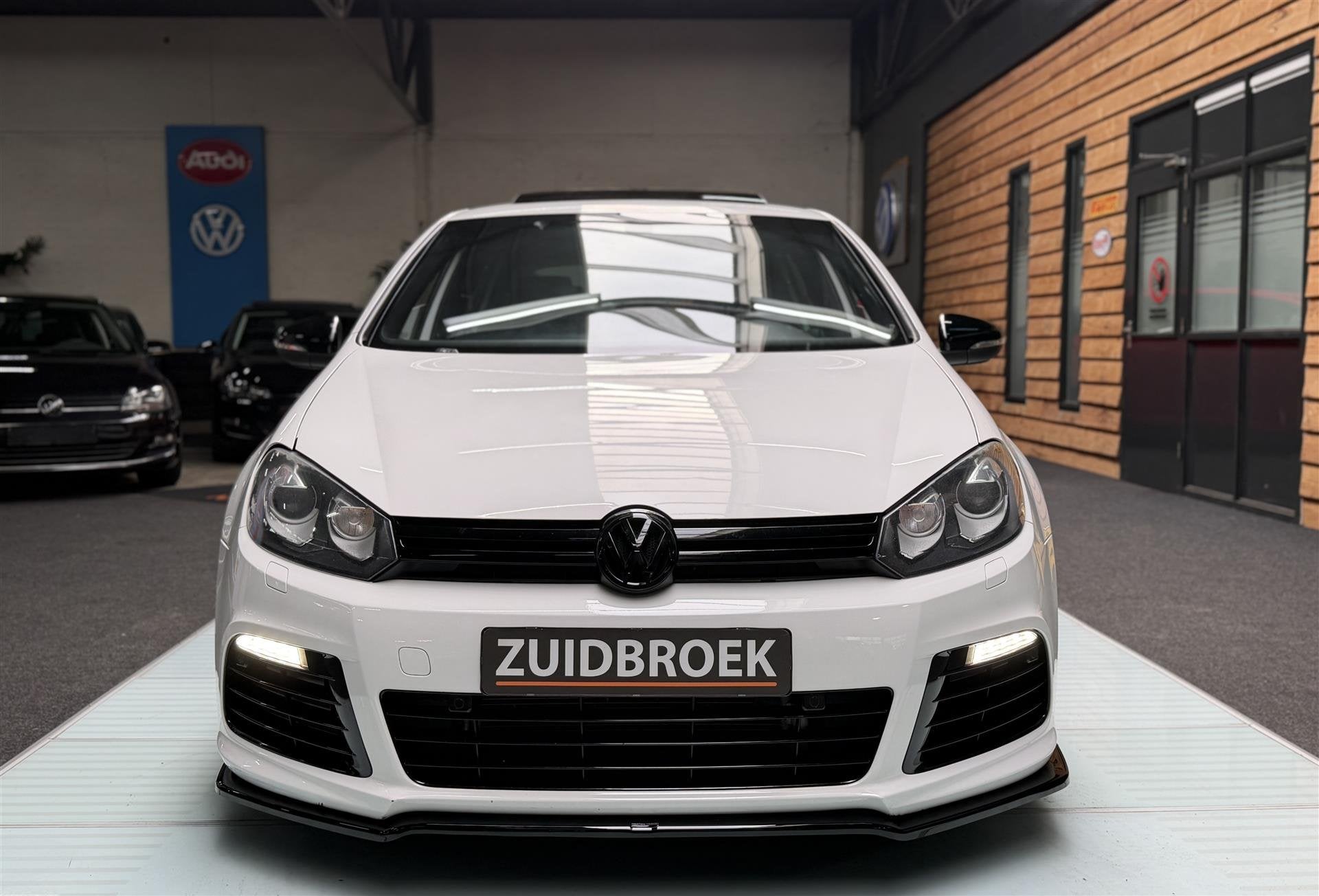 Volkswagen Golf 2.0 TSI GTI | DSG | R20 | Leer | Dak | Navi, Automaat, Gebruikt, Automatische klimaatregeling, Overige brandstoffen