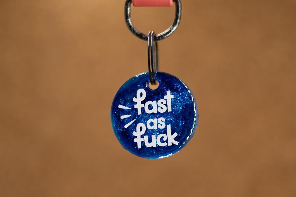 Voor snelle honden! Hondenpenning - Fast as fuck, Waddinxveen, Mandy@cracker-jack.nl, Verzenden, Nieuw