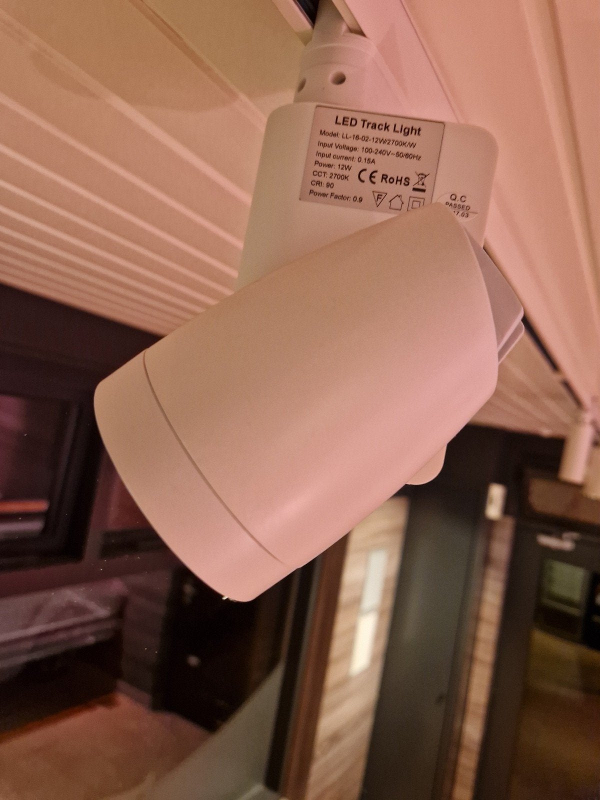 Foto 10 van Vleeslampen diverse maten met 10m geleiderail