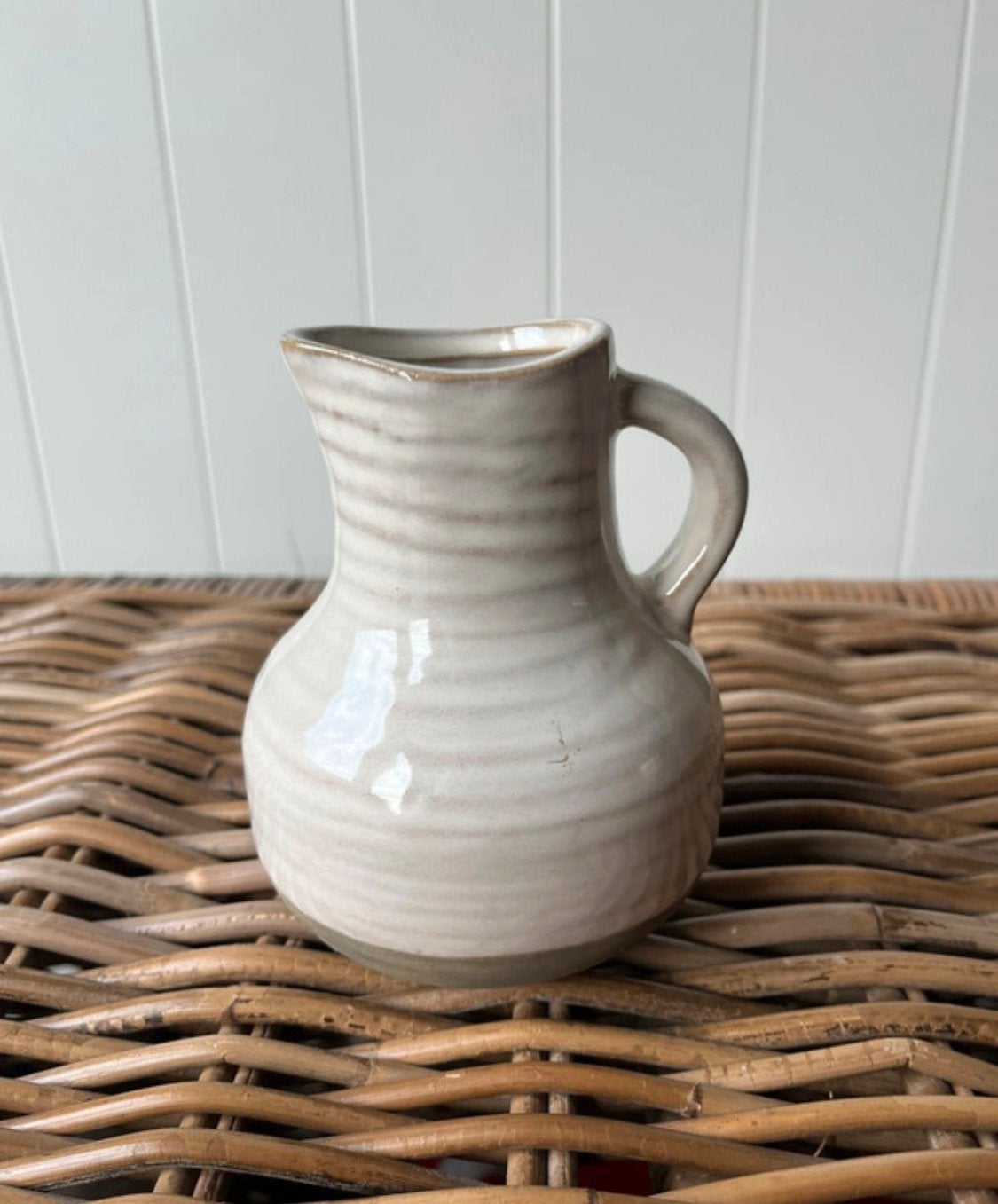 Decorafief kannetje, Ophalen of Verzenden, Zo goed als nieuw, Beige