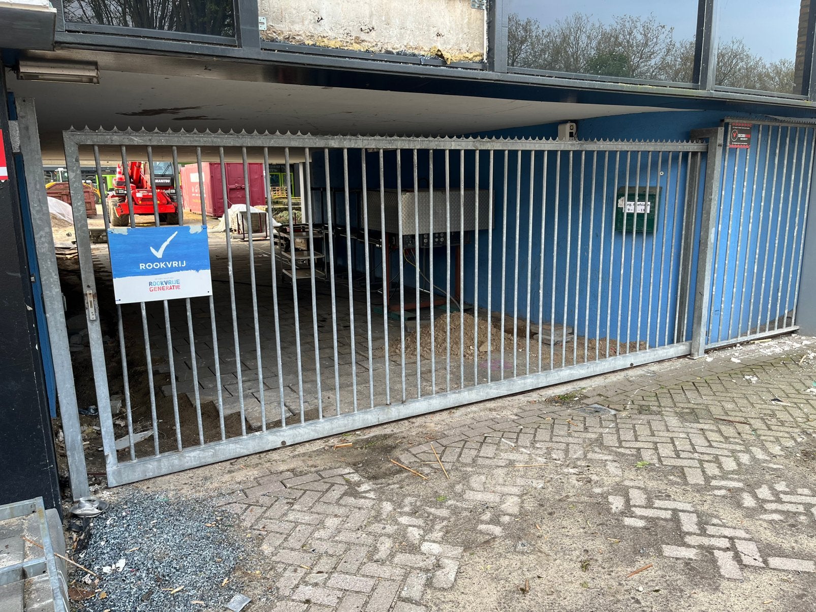 Schuifpoort, Ophalen, Gebruikt, IJzer, Spijlenhekwerk
