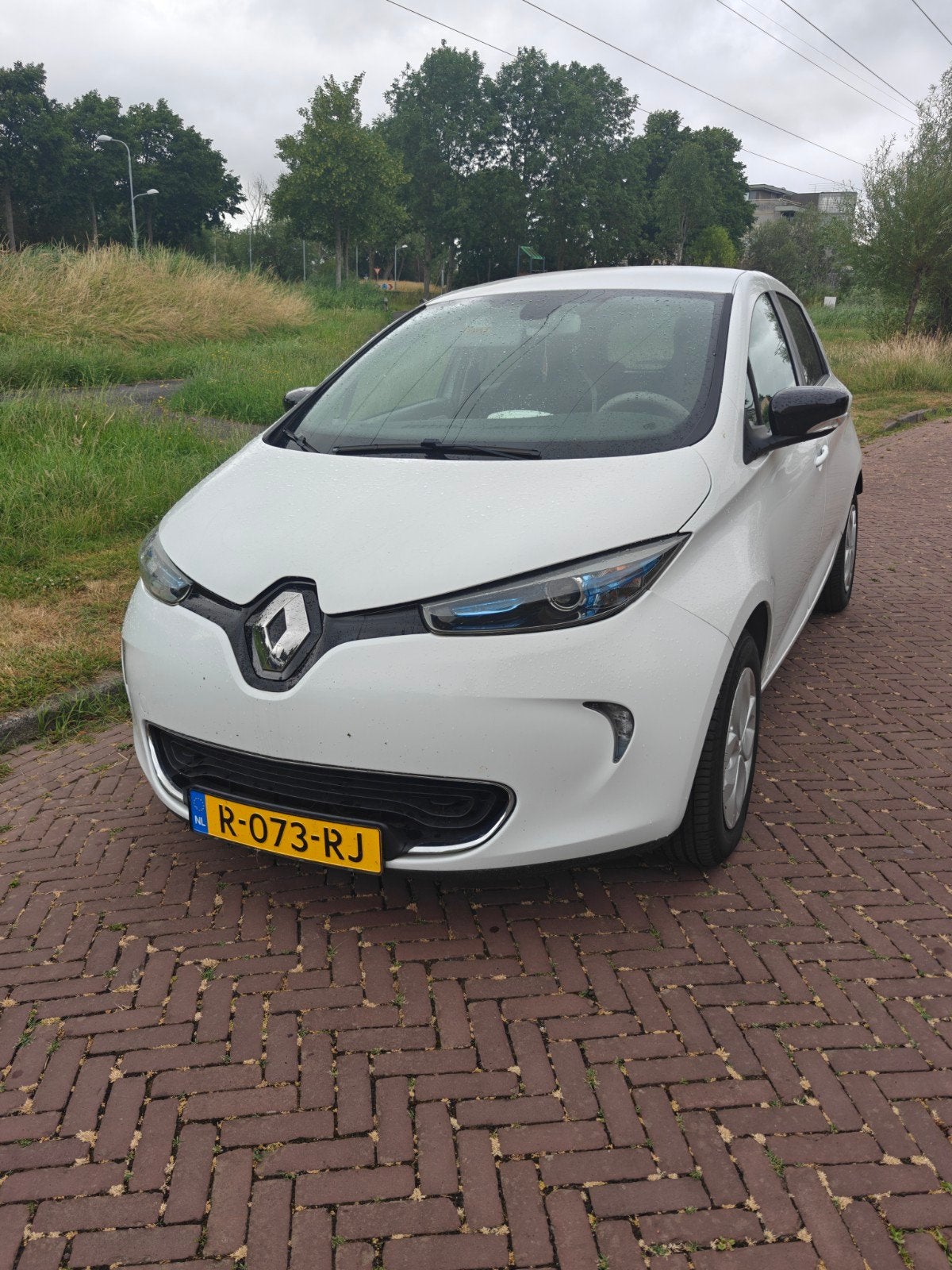 Renault ZOE E 2016 Wit met EIGENDOM accu 50.700km, Auto's, Renault, Particulier, ZOE, Elektrisch, Hatchback, Automaat, Geïmporteerd