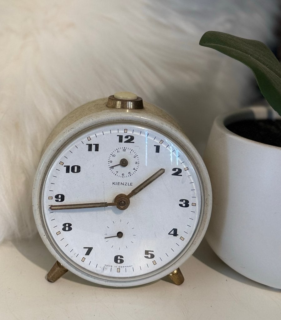 Vintage Kienzle wekker - Klassiek design, Antiek en Kunst, Antiek | Klokken, Ophalen of Verzenden