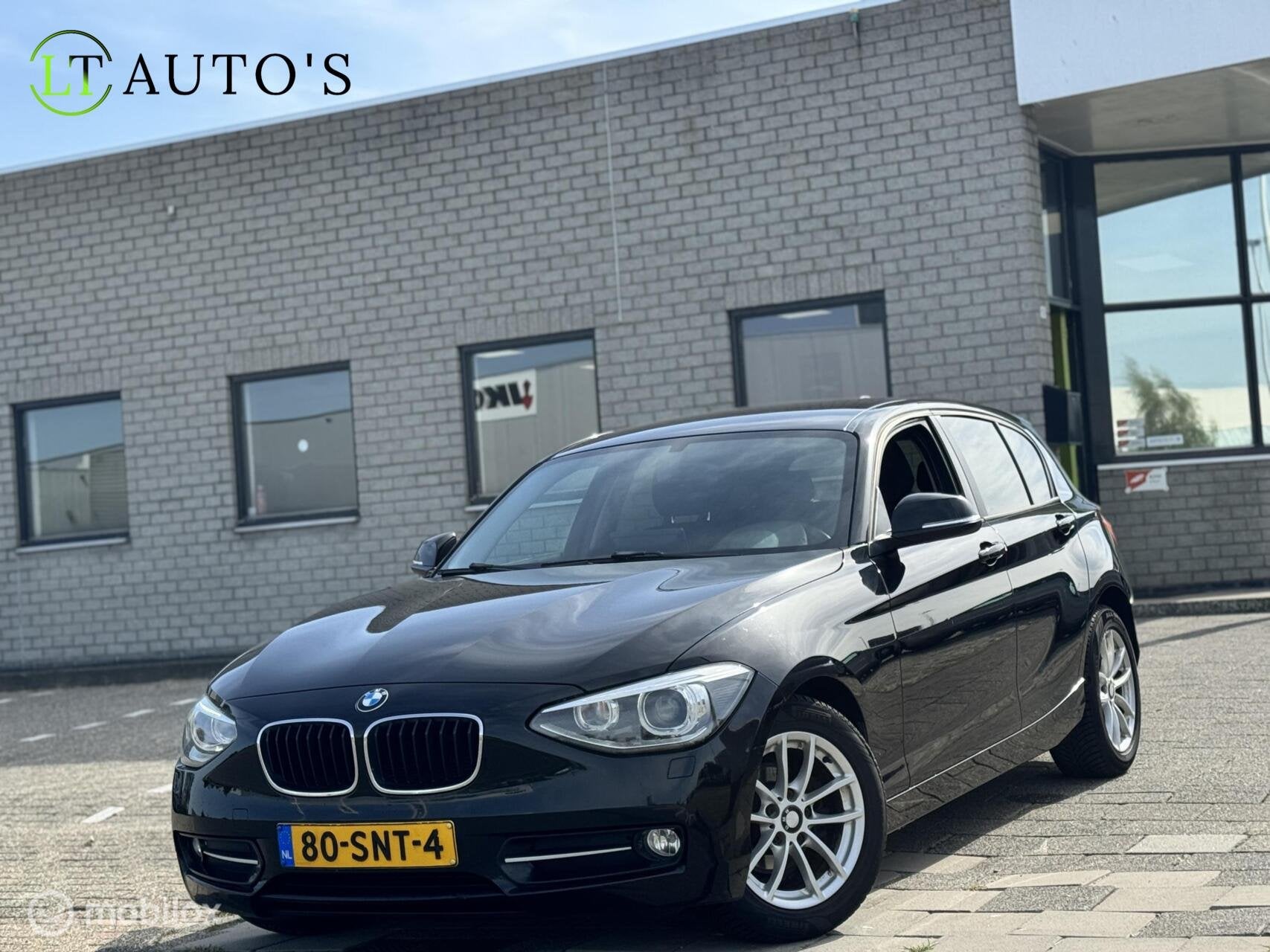 BMW 1-serie 116i Business|Xenon Carplay Cruise APK NAP, Auto's, 1-Serie, Euro 5, 4 cilinders, Zwart
