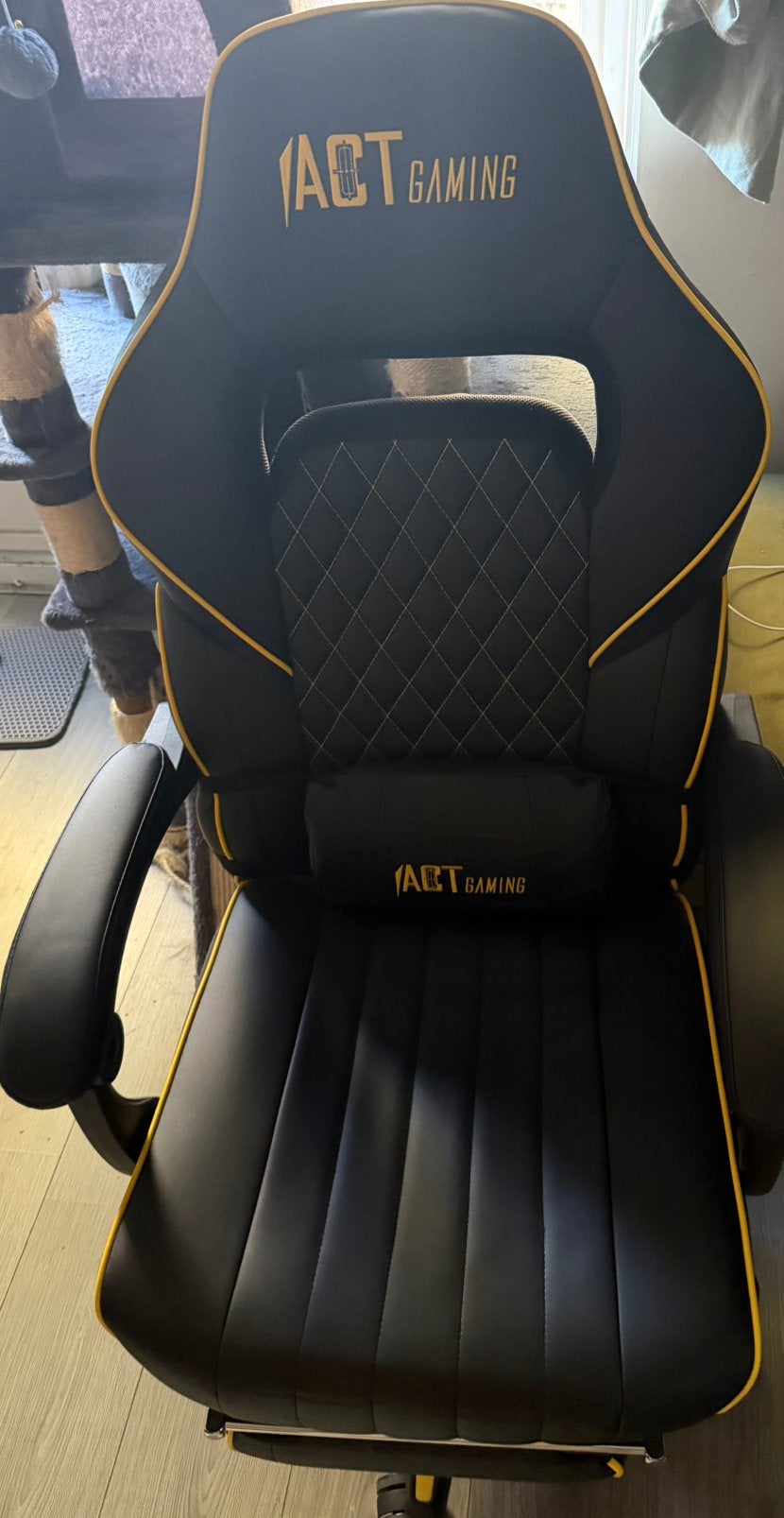 ACT Gaming gamestoel zwart/goud met voetensteun, Ophalen, Zo goed als nieuw, Zwart