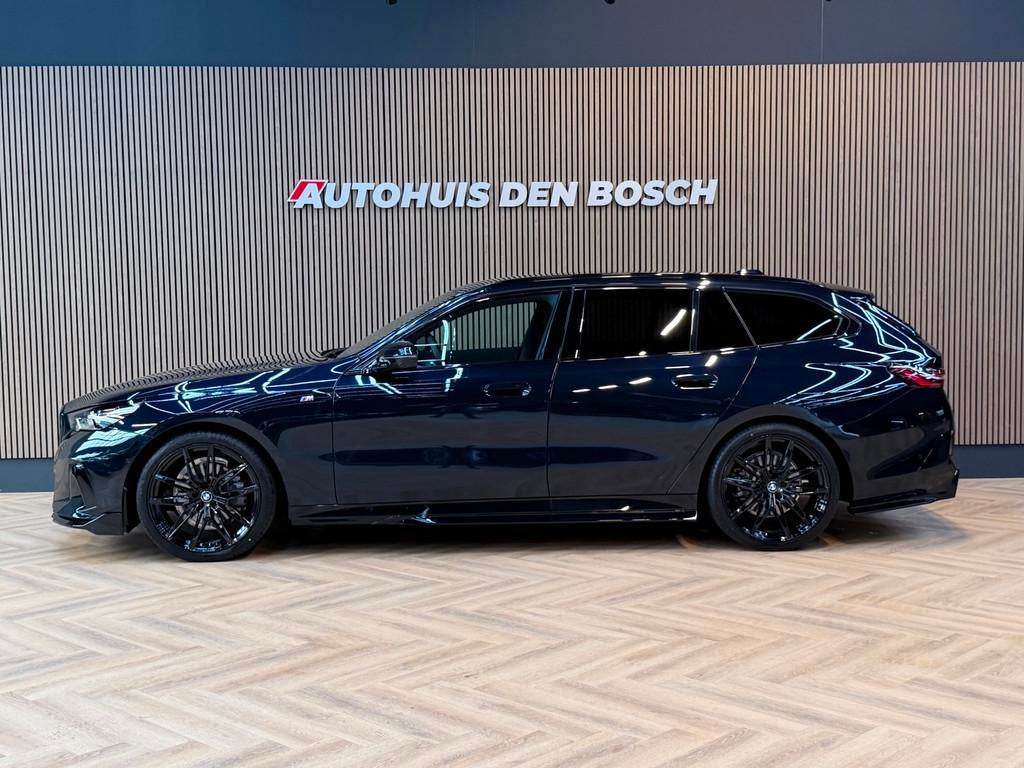 BMW 5-serie Touring 520i M Sport Pro. Pano - Keyles - HeadUp, Auto's, Automaat, 1998 cc, Achterwielaandrijving, Gebruikt