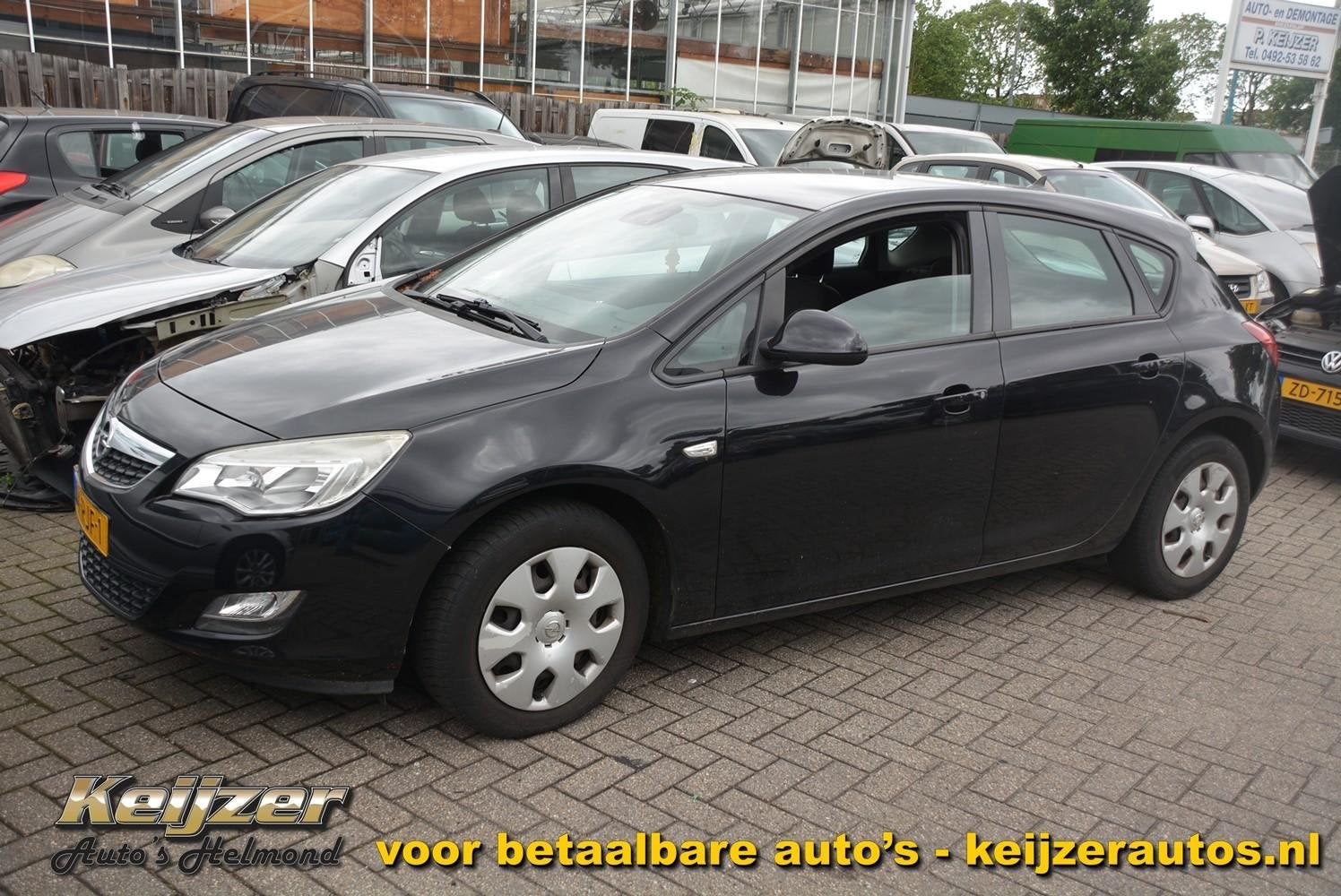 Opel Astra 1.4 Turbo Edition Motor defect !, Auto's, Opel, Voorwielaandrijving, Stof, Gebruikt, 680 kg