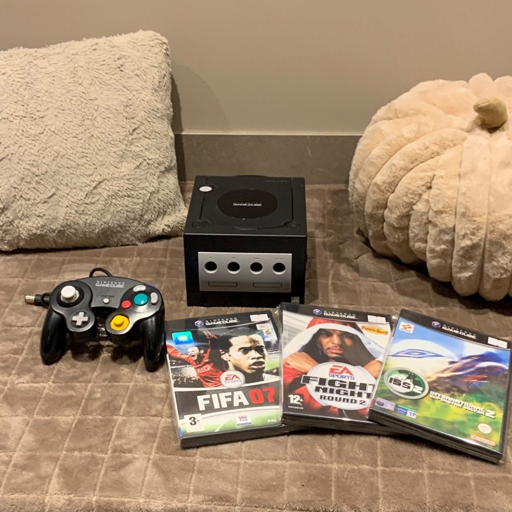 gamecube sport package 3 games, Refurbished, Ophalen of Verzenden, Eén computer, Sport